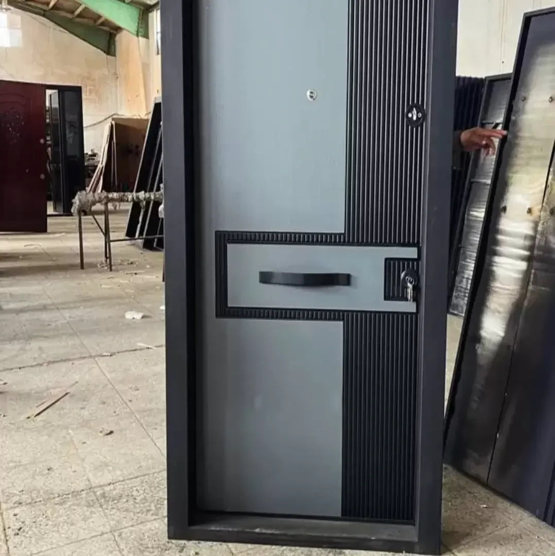 درب مدرن دو رنگ مشکی طوسی کد 30150 - Image 2